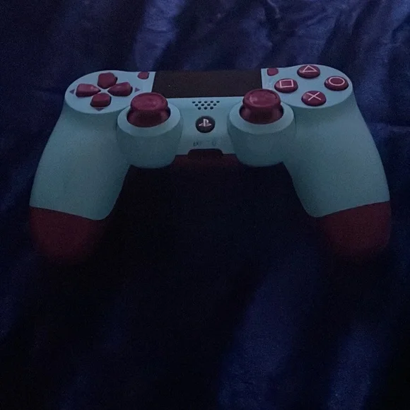 PS4 controller - Picture 3 of 4